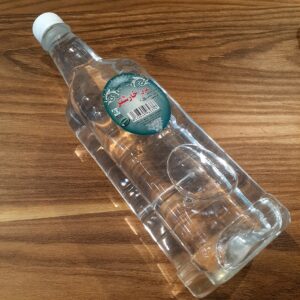بطری عرق خارشتر سنتی کاشان ۱ لیتری ژیوار، تهیهشده از گیاه خارشتر خالص با خواص پاکسازی کبد
