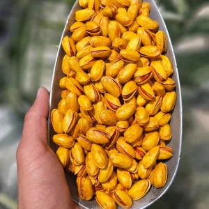 پسته احمدآقایی شور زعفرانی