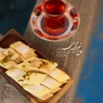 سرو کاک با چای سنتی ایرانی