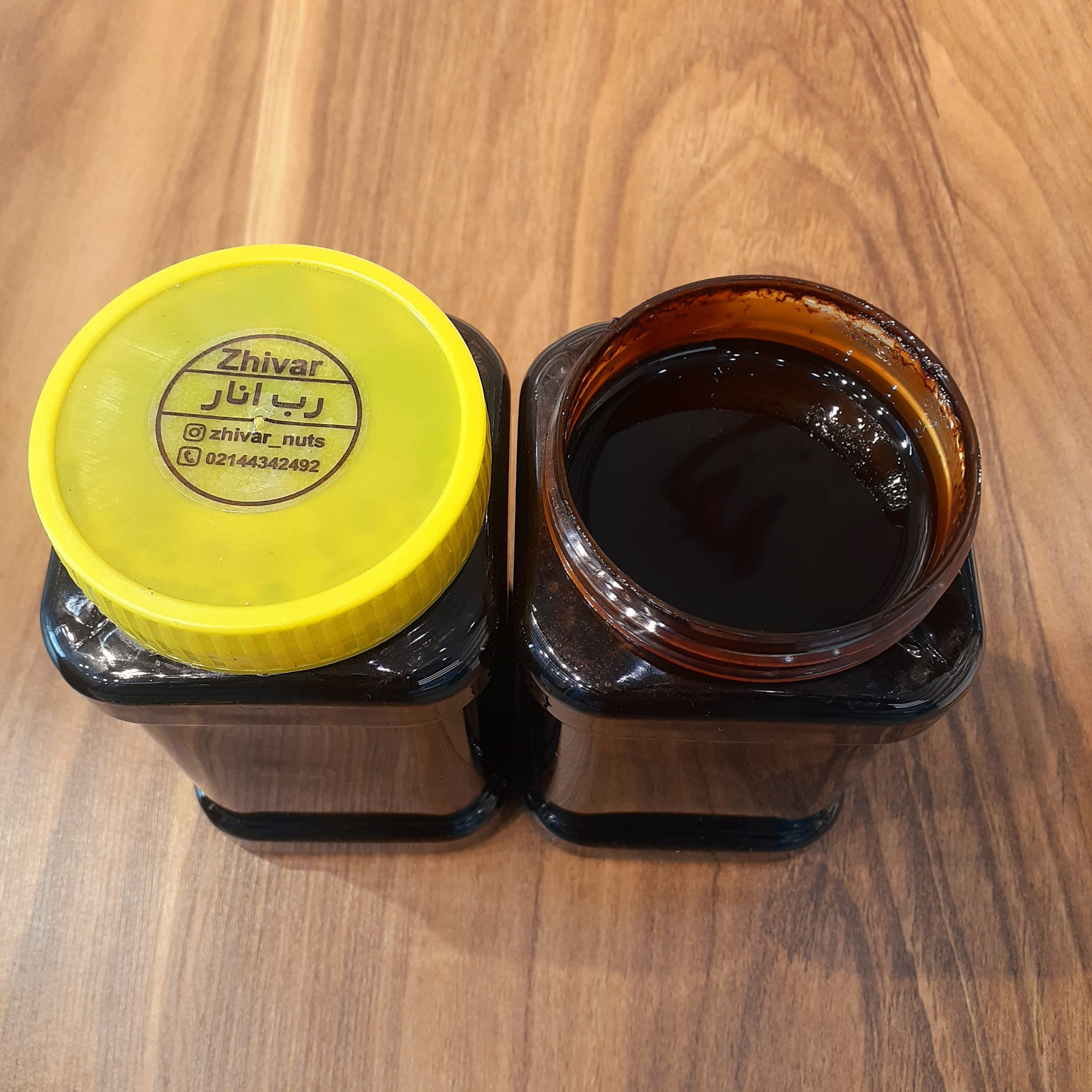 رب انار طبیعی ۱ کیلویی ژیوار – رب انار برای چی خوبه