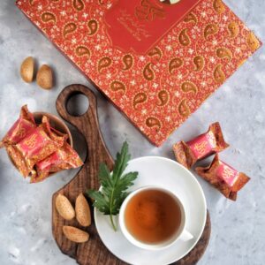 گز لقمه‌ای بادام ۱۸ درصد ژیوار – بسته‌بندی سنتی با مغز بادام تازه ایرانی