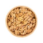 مغز گردوی درجه یک مراغه درشت و پرچرب در تصویر کلوزآپ