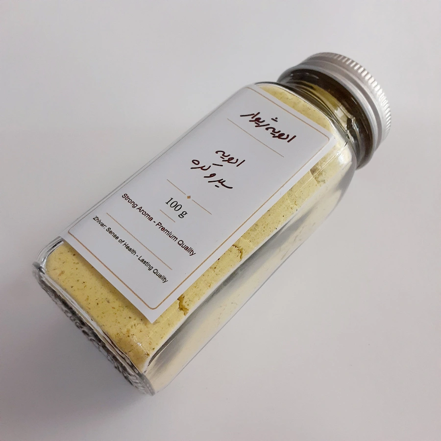 پودر سیر و کره به عنوان ادویهای معطر برای طعمدهی به سیب زمینی پاستا مرغ و انواع غذا